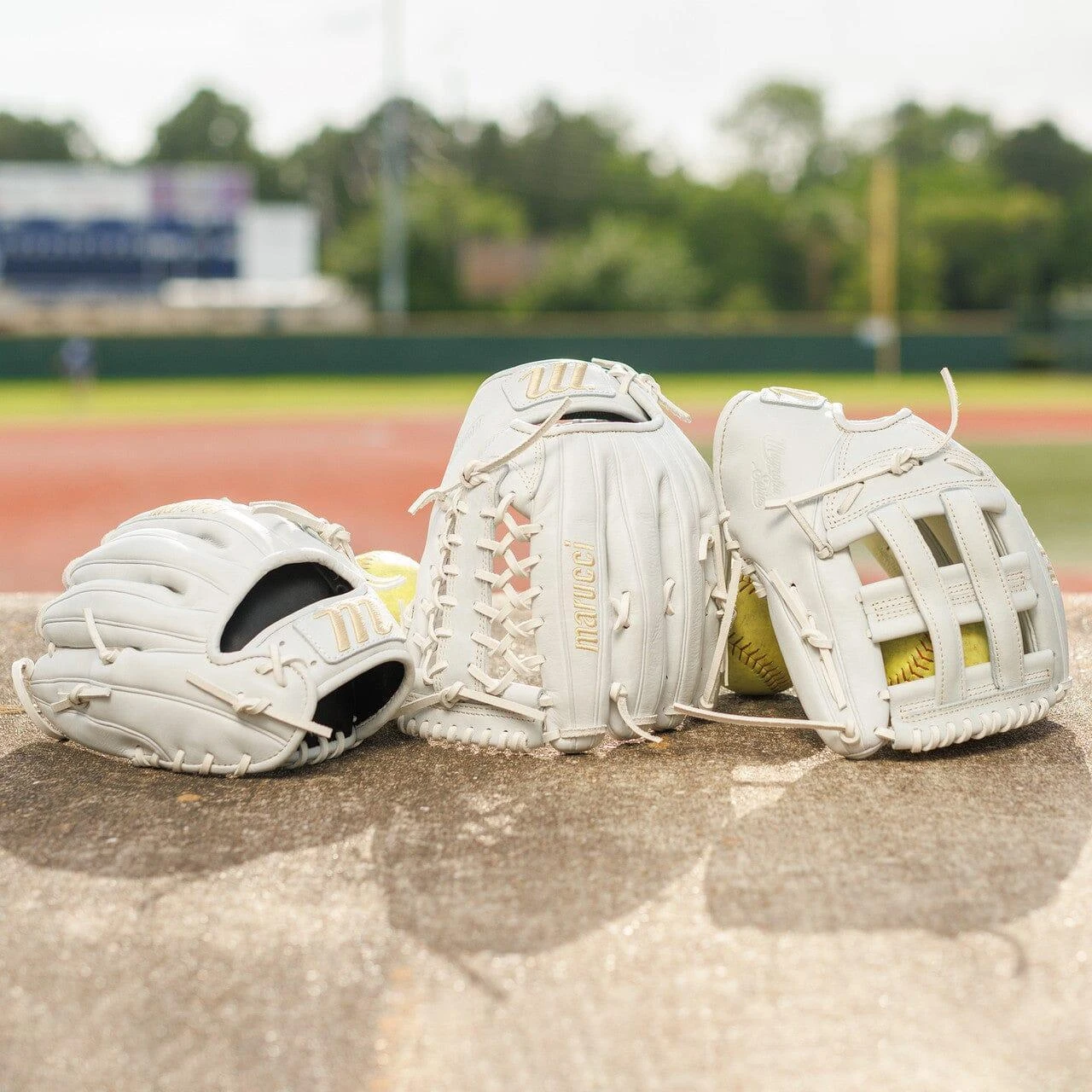 Marucci Magnolia M-Type 44A2 11.75" I-Web Infield Fastpitch Mitt: MFGMGM44A2FP-W 7 Marucci Magnolia M-Type 44A2 11.75" I-Web Infield Fastpitch Mitt: MFGMGM44A2FP-W - Image 5