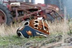 Marucci NightShift " Cowboy " 43A2 11.5" Infield Baseball Glove: MFGNTSHFT-0301 22 Marucci NightShift " Cowboy " 43A2 11.5" Infield Baseball Glove: MFGNTSHFT-0301 -Marucci Store 2024 09 23 NightShift 300 s 9770